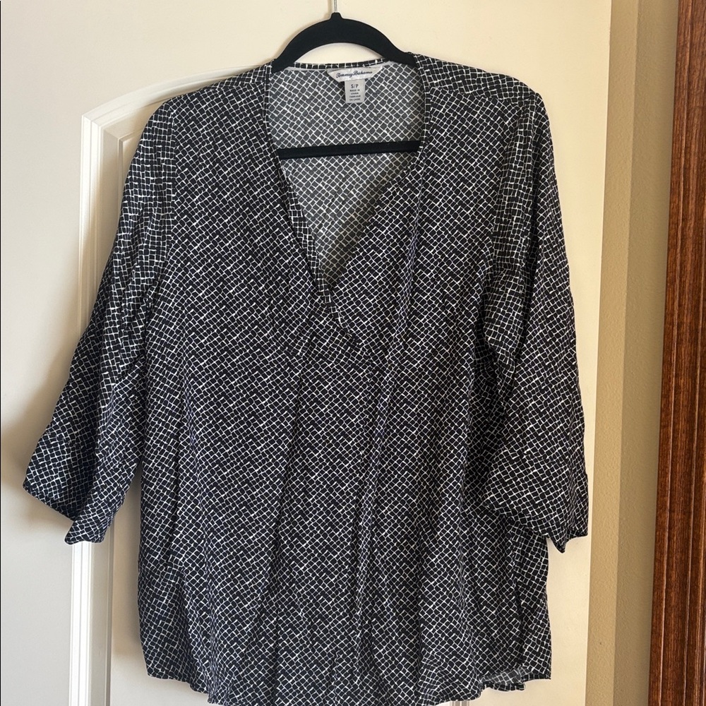 Tommy Bahama Black and White Blouse
